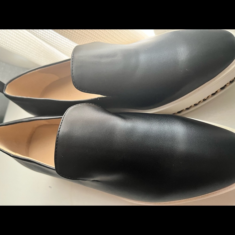 Brand new without tags.. VERY COMFY